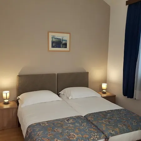 Apartment Amadria Park Trogir - Seget Vranjica