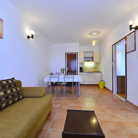 Апартаменты Amadria Park Trogir - *